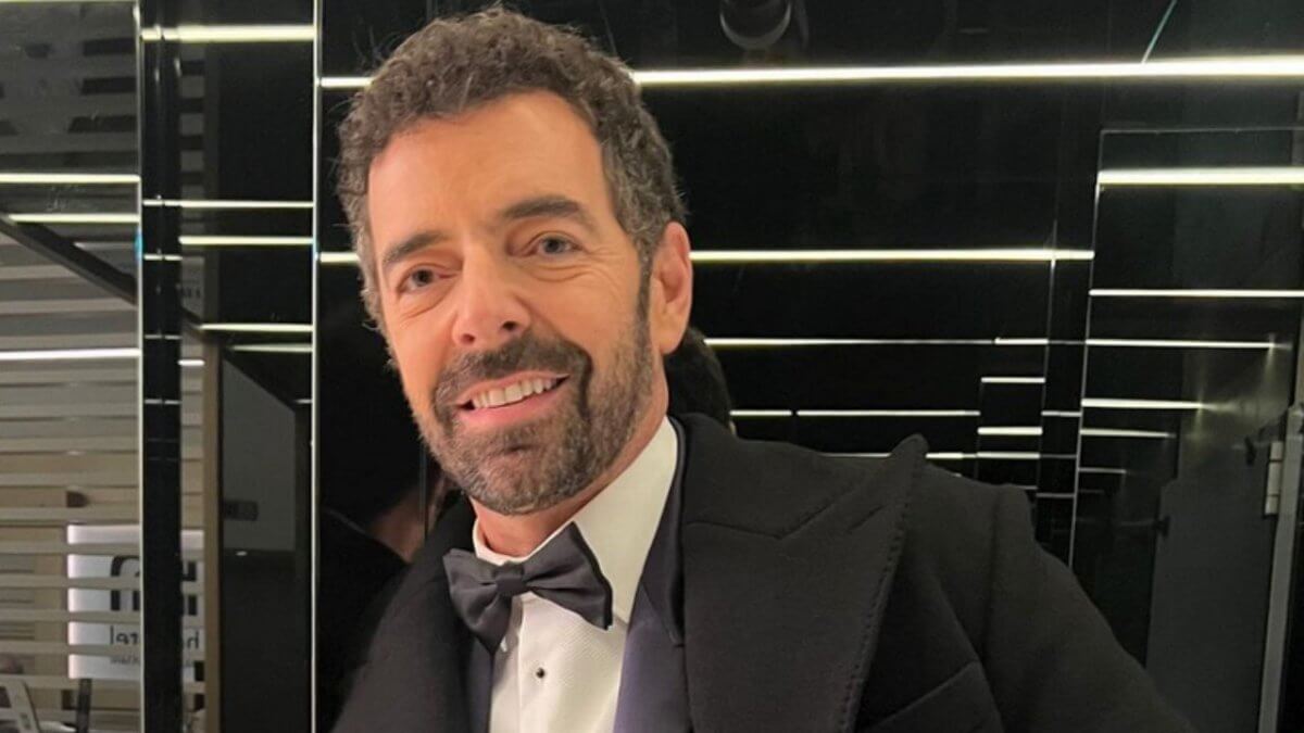Alberto Matano: “Ho avuto storie con ragazze prima di mio marito. Non ho mai messo maschere”