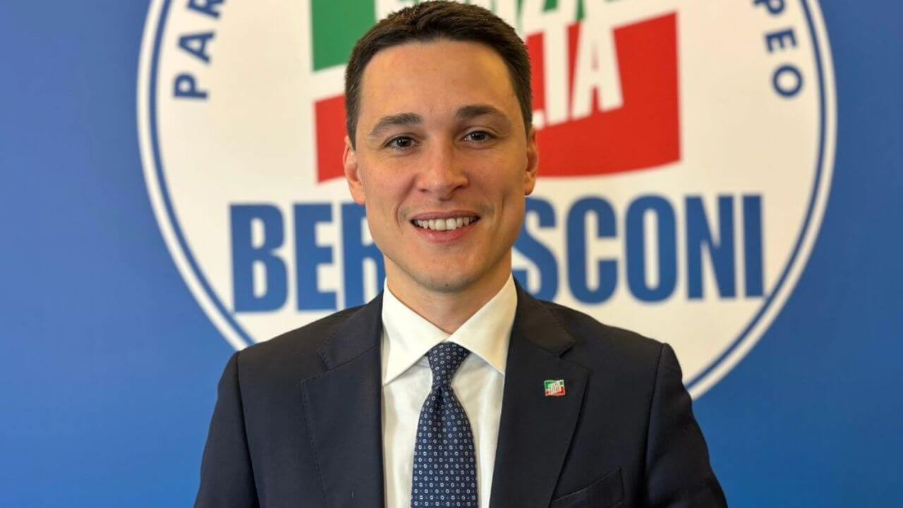 Dopo la mozione anti-trans, Stefano Benigni di Forza Italia parla di matrimonio egualitario