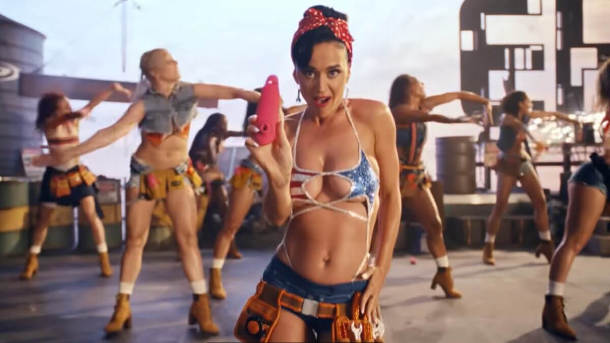 “Ho visto le stelle”: tutte pazze per il vibratore di Katy Perry (un po’ meno per il suo singolo)