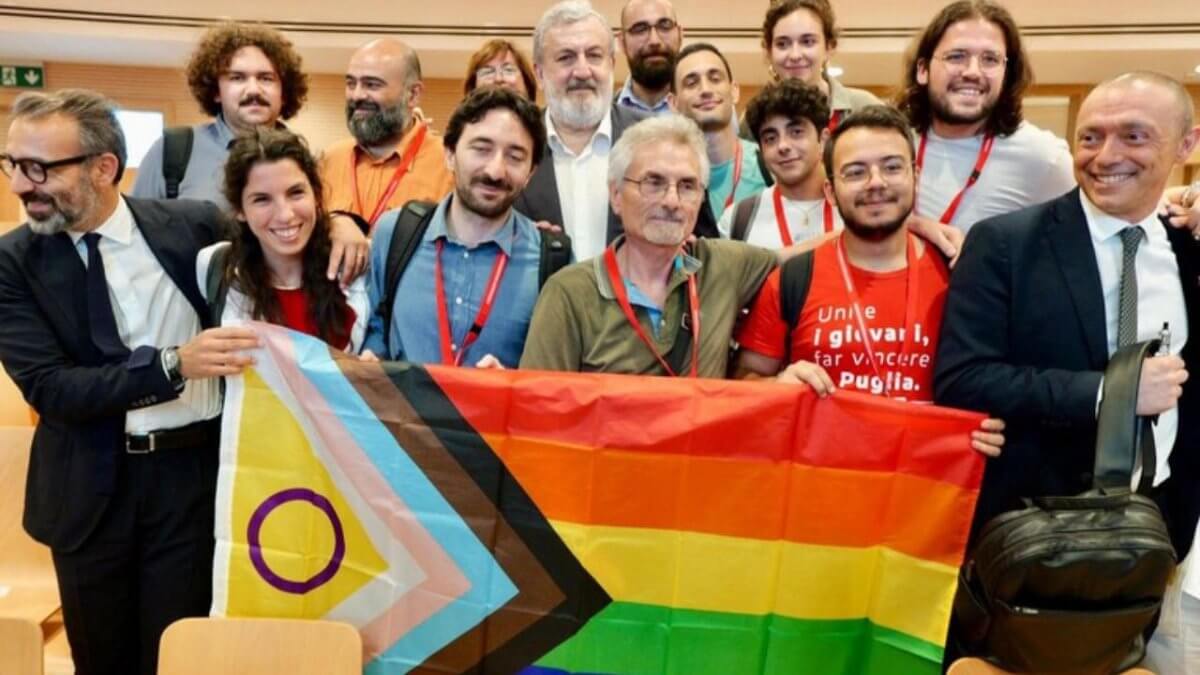 Anche la Puglia approva una legge regionale contro l’omobitransfobia