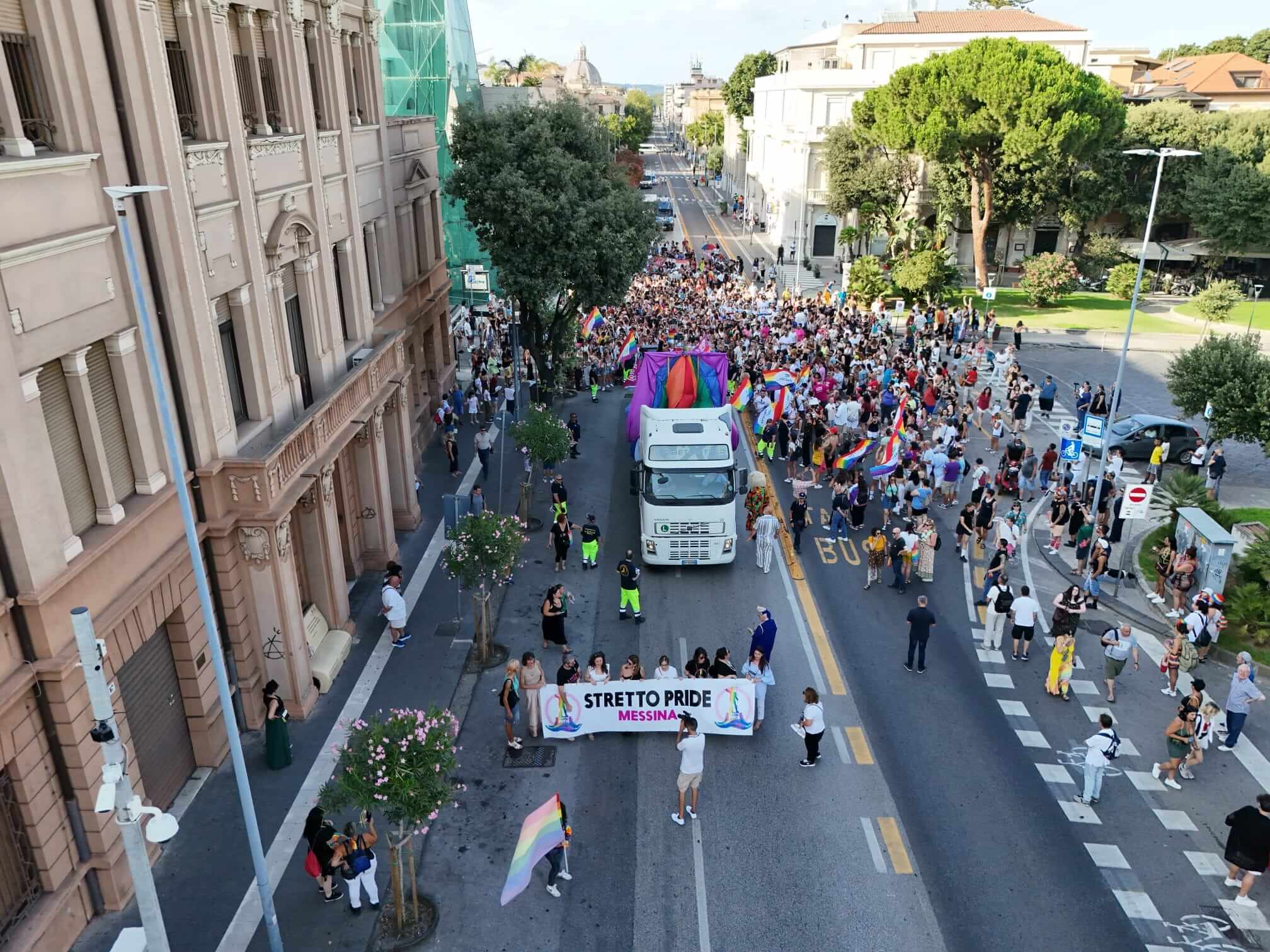 Stretto Pride - sabato 20 luglio a Messina (FB - Nazario Nulli)