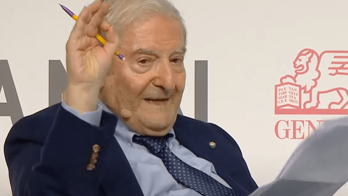 “Il Parlamento si faccia carico dei figli di coppie omosessuali e del genere non binario” lo ribadisce Augusto Barbera, presidente della Corte Costituzionale