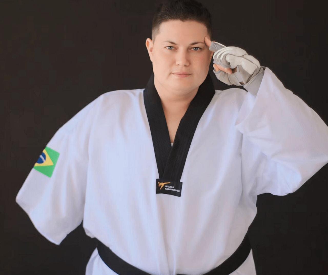 Parigi 2024, al via le Paralimpiadi. Ecco gli atleti dichiaratamente LGBTQIA+ - Debora Menezes - Gay.it