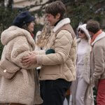 Emily in Paris. Lily Collins e Lucas Bravo - Thumbnail