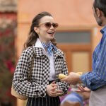 Emily in Paris. Lily Collins - Thumbnail