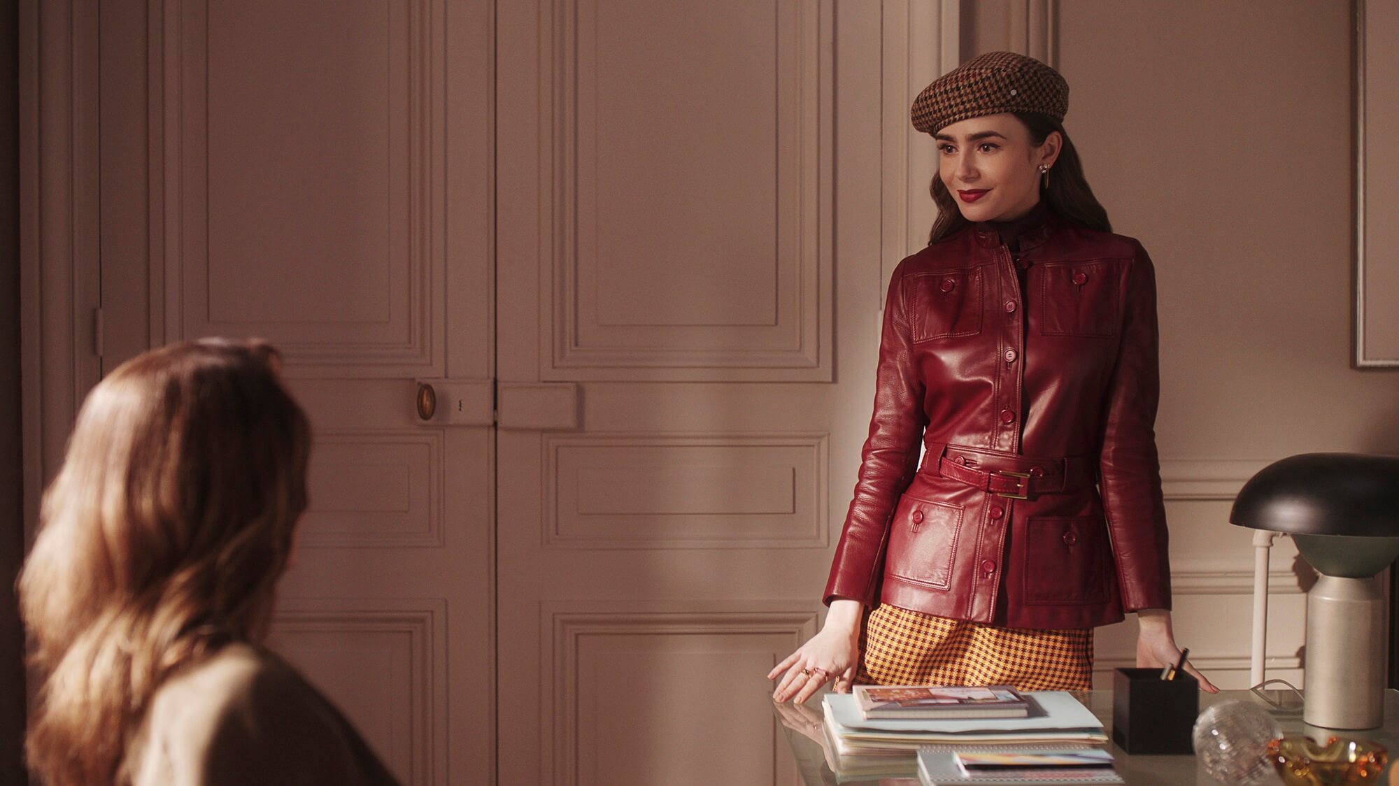 Emily in Paris. Lily Collins