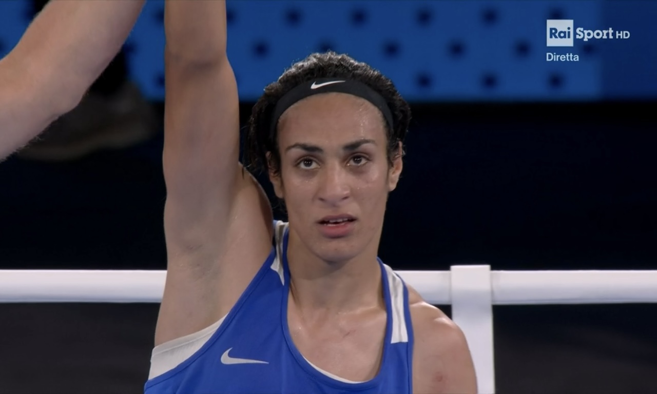 "Imane Khelif lascia la boxe", ma la pugile algerina smentisce l'ex manager: "Mai annunciato il ritiro" - Imane Khelif 3 1 - Gay.it