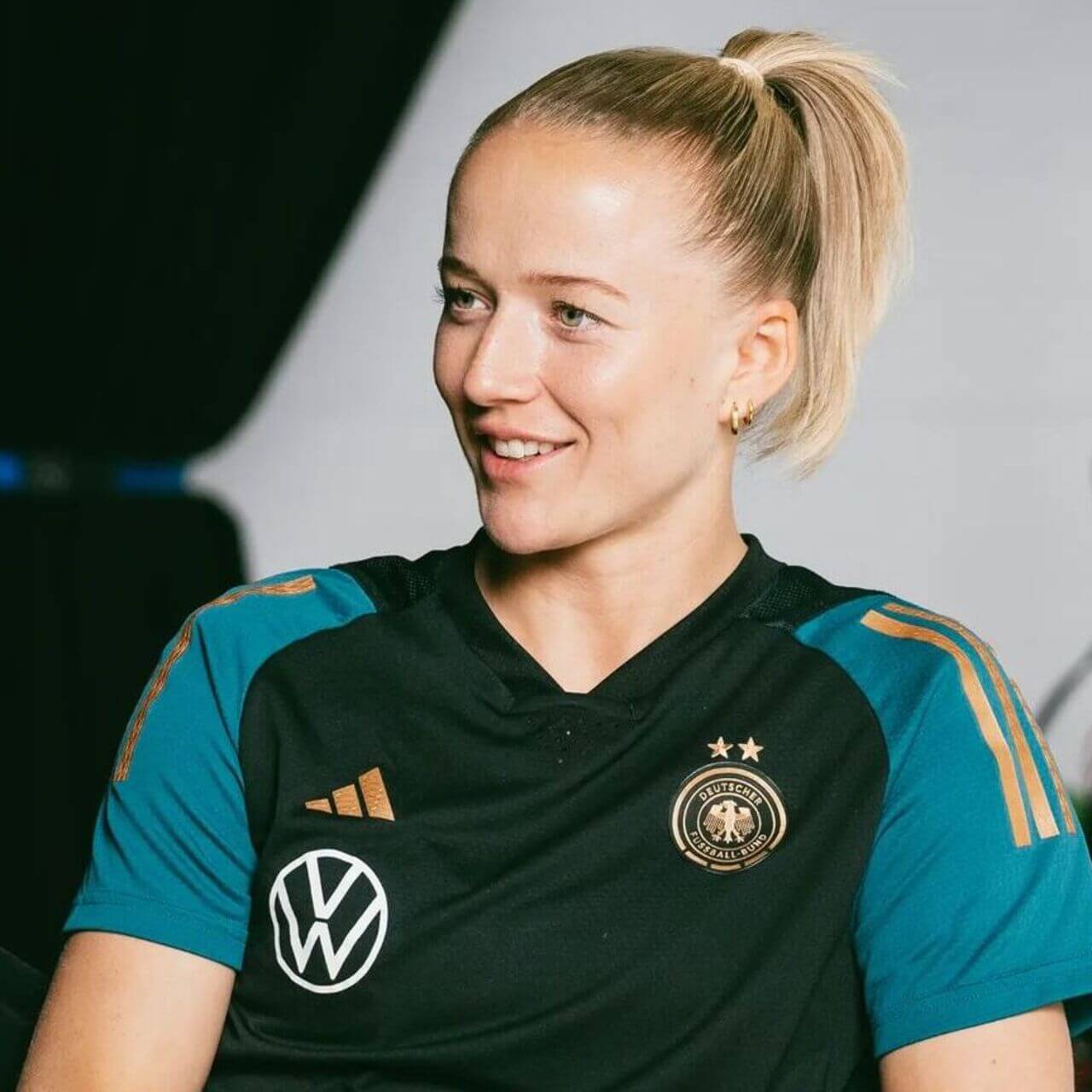 Lea Schüller, atleti lgbt olimpiadi
