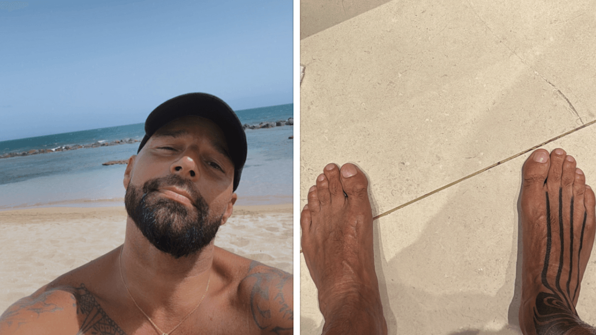 Ricky Martin icona dei feticisti, la popstar pubblica le foto dei propri piedi e i fan impazziscono