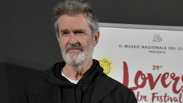 Rupert Everett: "A Roma facevo l’amore nei parchi, al Campidoglio e al Colosseo. Ora sono più conservatore" - Rupert Everett - Gay.it