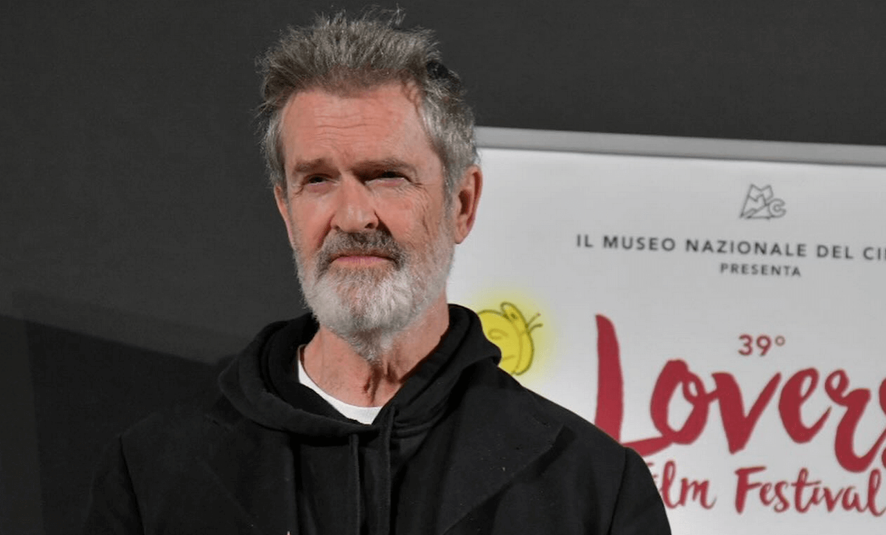 Rupert Everett a Belve: dal coming out, al terrore per l'Aids e il matrimonio segreto con Henrique - Rupert Everett - Gay.it