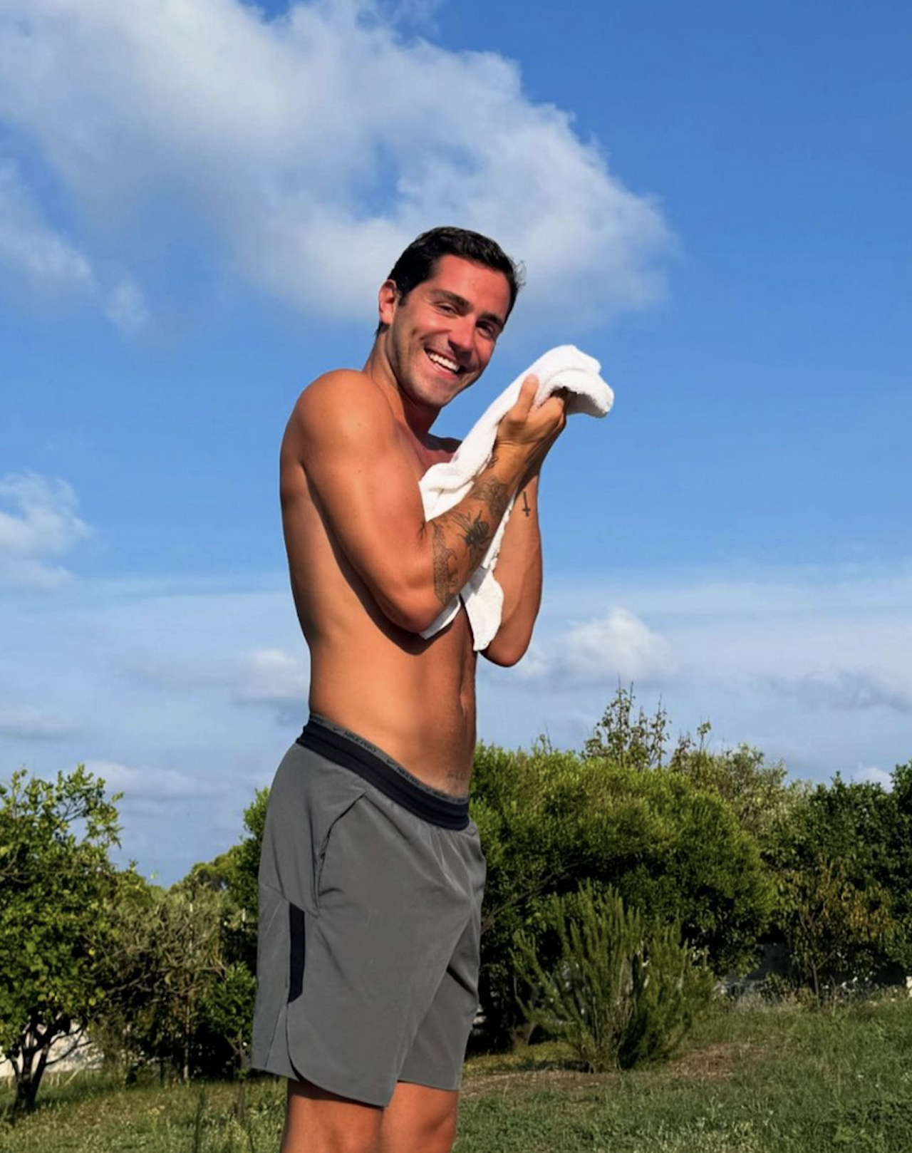 Tommaso Zorzi commenta la storia tra Pierpaolo e Giulia Salemi: "Pensavo durassero una settimana!" (VIDEO) - Tommaso Zorzi - Gay.it