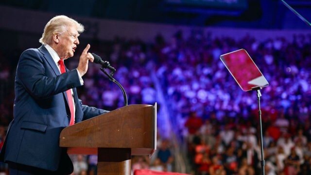 donald-trump-canzoni-rubate