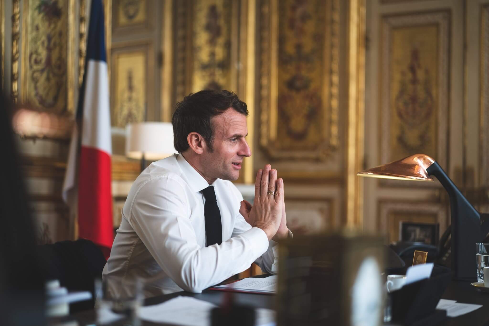 emmanuel macron e sostegno a comunità lgbt