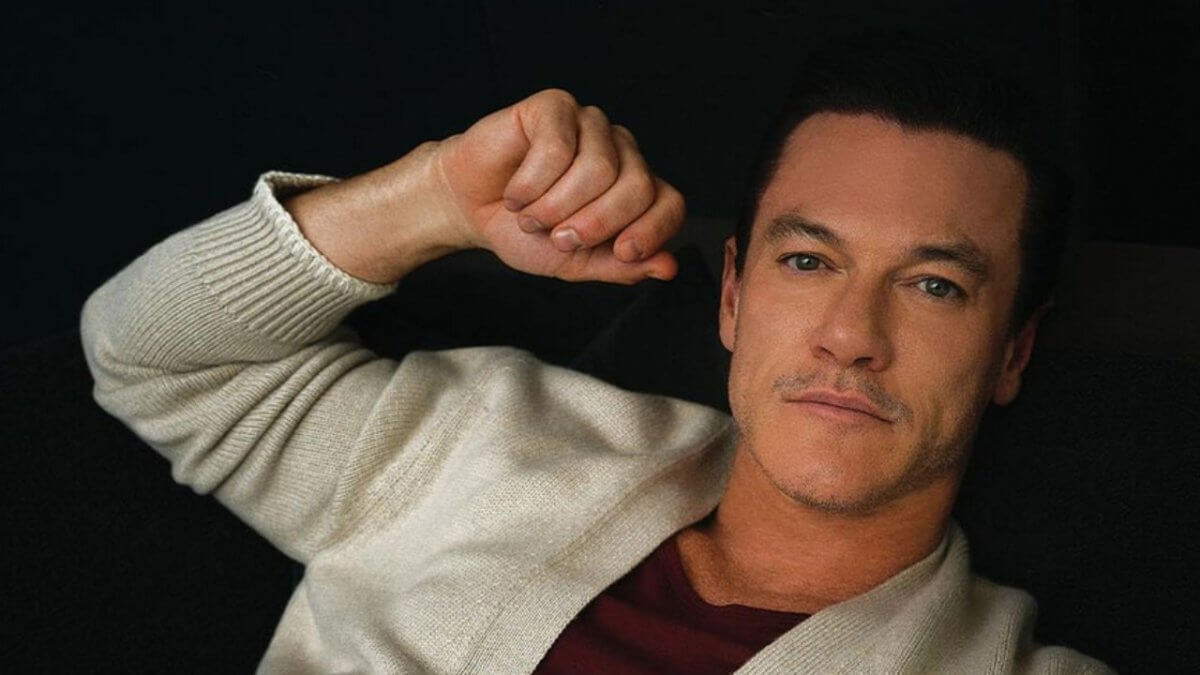 Luke Evans e l’omosessualità a Hollywood: “Per molto tempo sono stato l’unico gay a fare film d’azione”