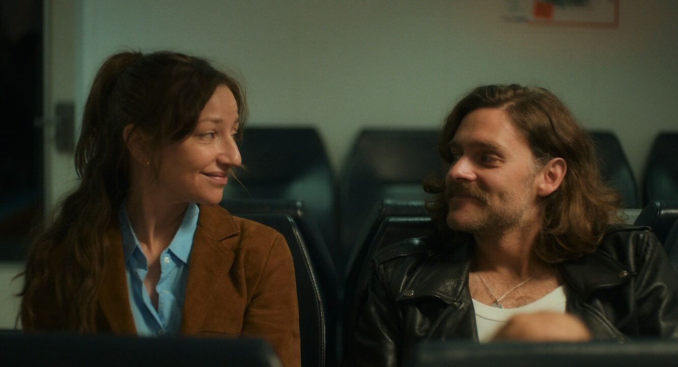 Love, a Venezia il film che non si conforma alle norme e alle convenzioni sociali che regolano le relazioni - 04 KJH Andrea B Hovig Tayo C Jacobsenc motlys - Gay.it