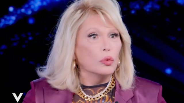 Amanda Lear Verissimo