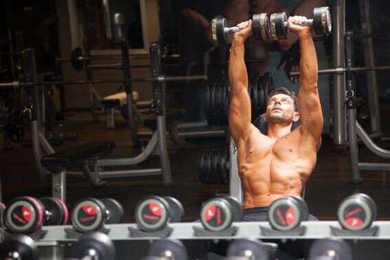 CRISTIAN_ZANDA_CHEST