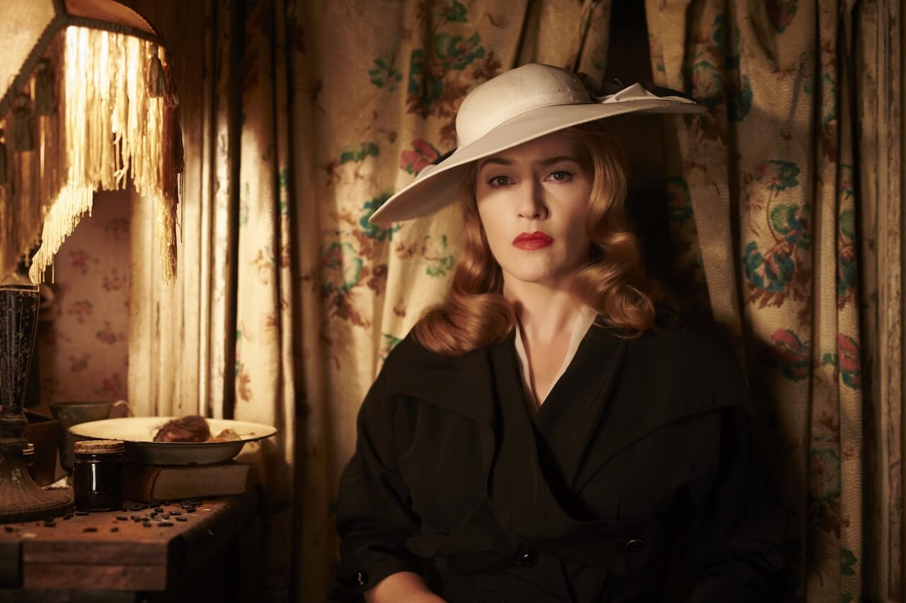 I film LGBTQIA+ della settimana 2/8 settembre tra tv generalista e streaming - Dressmaker - Gay.it