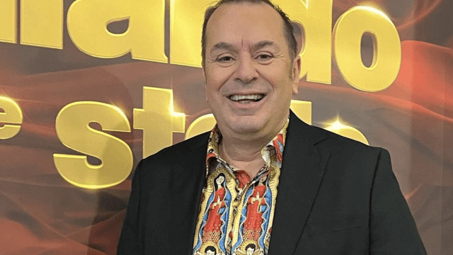 Fabio Canino: "È diventata la televisione degli incapaci, TeleMeloni ha dato il colpo di grazia" - Fabio Canino - Gay.it