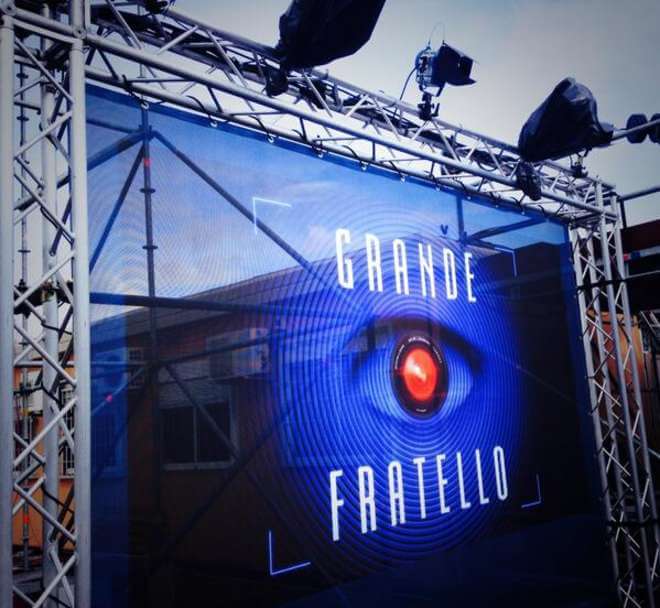 Grande Fratello 13: la trashcronaca della prima puntata - Grande Fratello GF13 1 - Gay.it