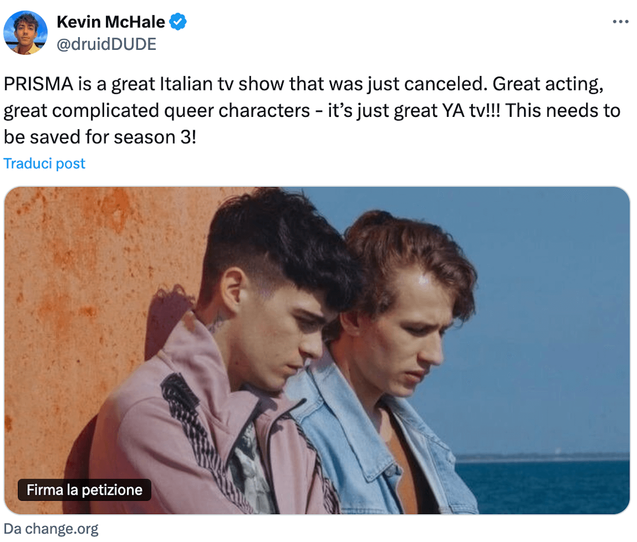 Kevin McHale di Glee scioccato dalla cancellazione di Prisma: "È una grande serie, va salvata!" - Kevin McHale di Glee scioccato dalla cancellazione di Prisma 1 - Gay.it