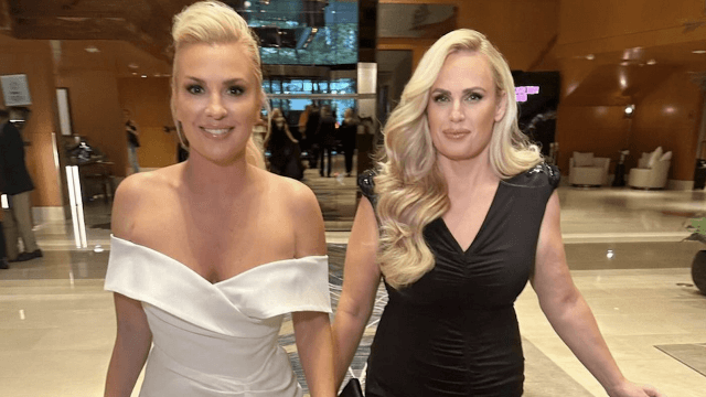 Rebel Wilson ha sposato Ramona Agruma, matrimonio in Sardegna - Rebel Wilson ha sposato Ramona Agruma in Sardegna - Gay.it