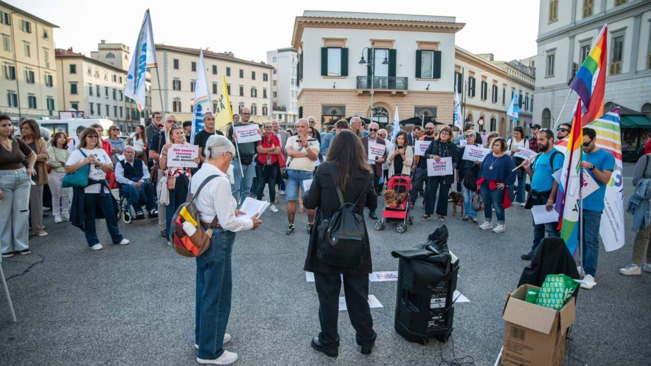 Scuola Libera Tutt3 - Presidio a Livorno