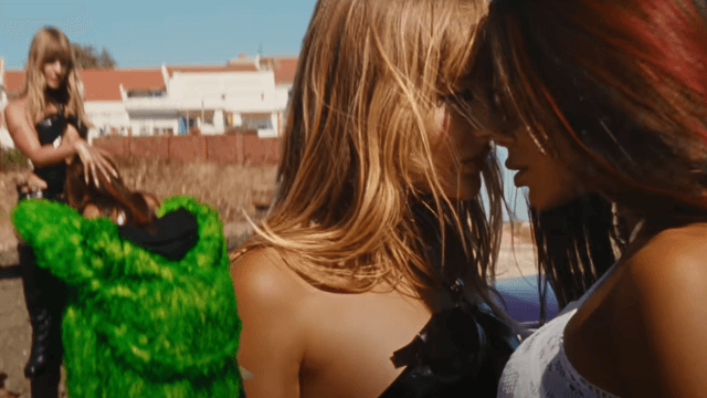 Victoria De Angelis Anitta Get up bitch video Simone Bozzelli