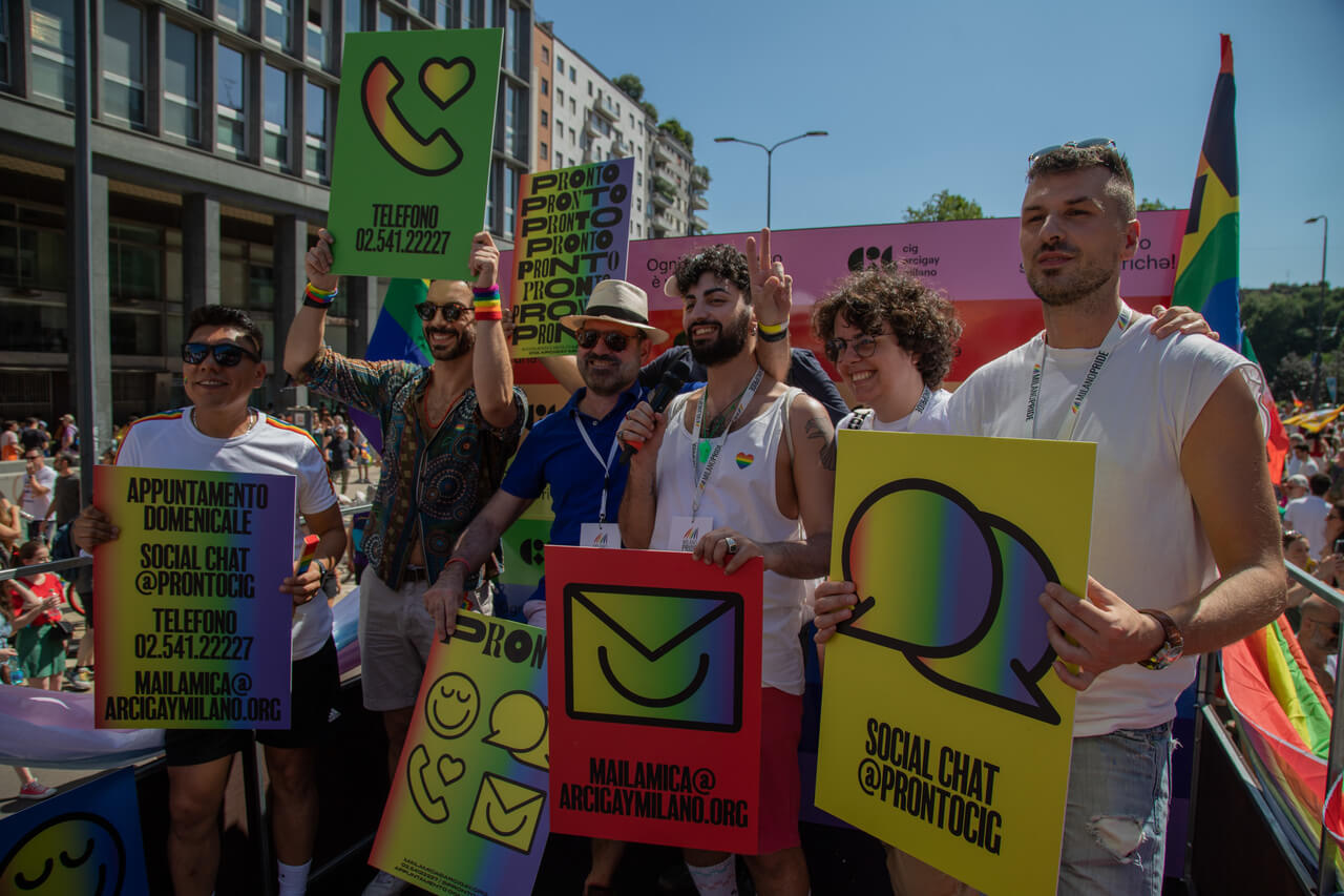 manifesti LGBTIQ+ CIG Milano,