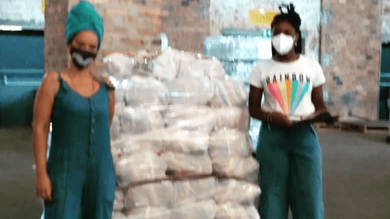 La lotta invisibile delle donne lesbiche nelle favelas brasiliane: intervista al collettivo di Casa Resistências - casa resistencias favelas brasile 4 - Gay.it