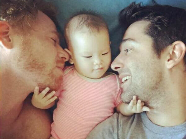 discriminazione_papà_gay_teoria_del_gender