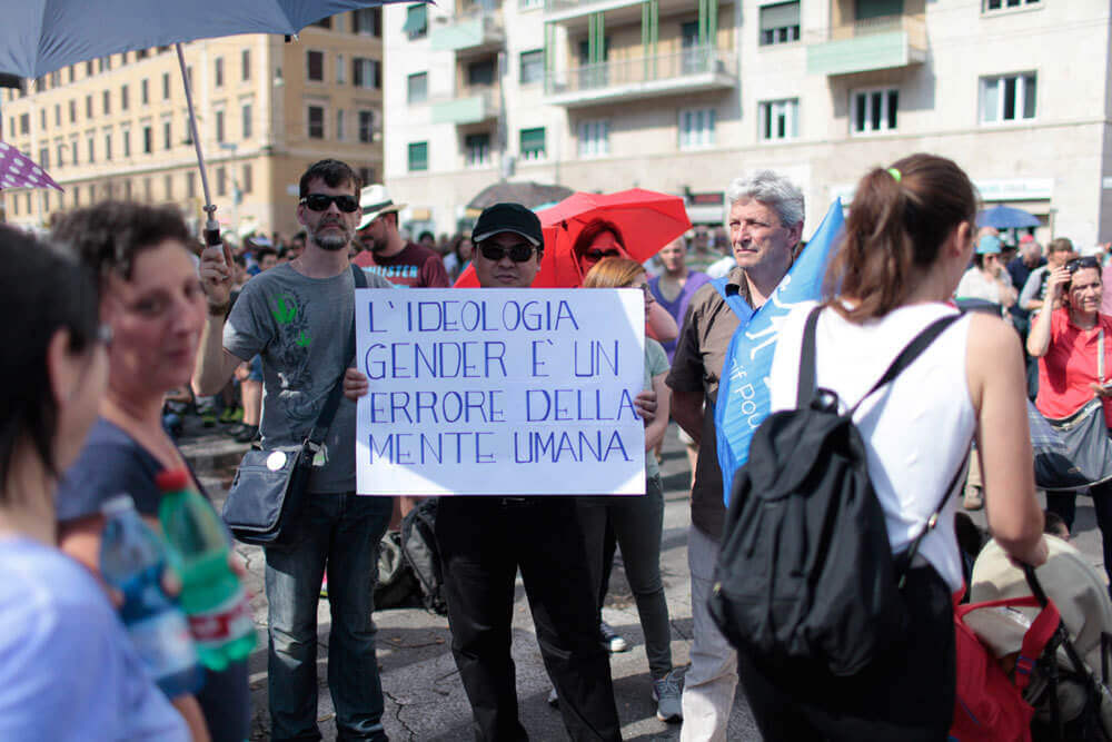 disfamily day, esempio di omofobia molto commentata sui social network disfamilyday2