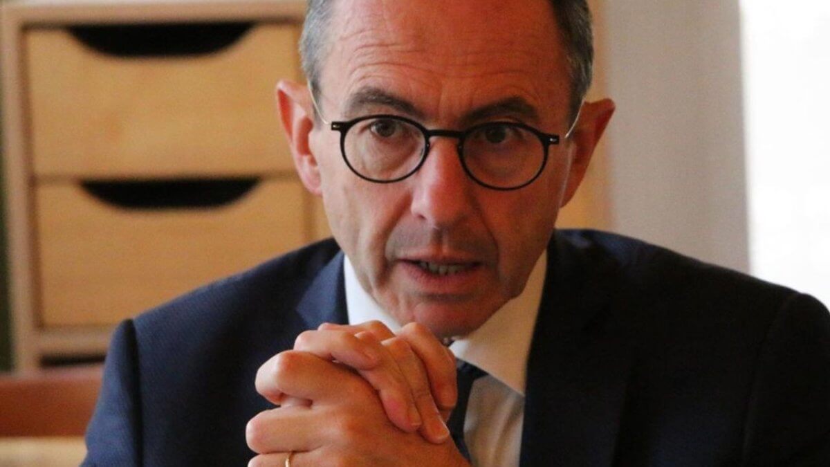 Francia, nel governo Barnier c’è l’ultraconservatore anti-LGBTI+ Bruno Retailleau agli Interni: “A rischio tutti i progressi fatti finora”