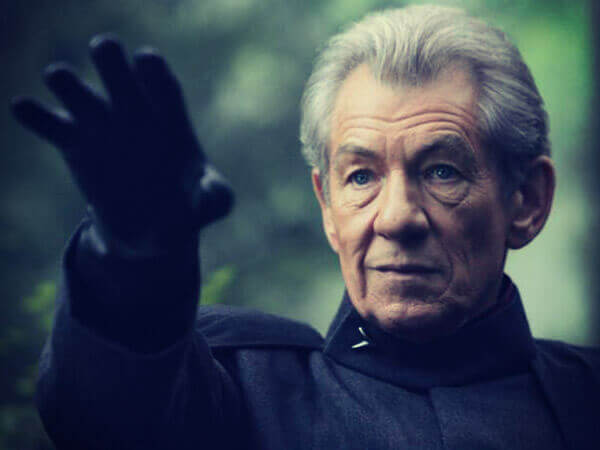 Ian McKellen aprirà la storica produzione interamente trans e non binaria de La dodicesima notte di Shakespeare - ian mckellen magneto BS 1 - Gay.it