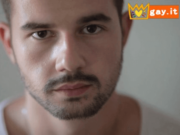 Quegli sguardi delle vittime che diventano accusa: “E tu dov’eri?”