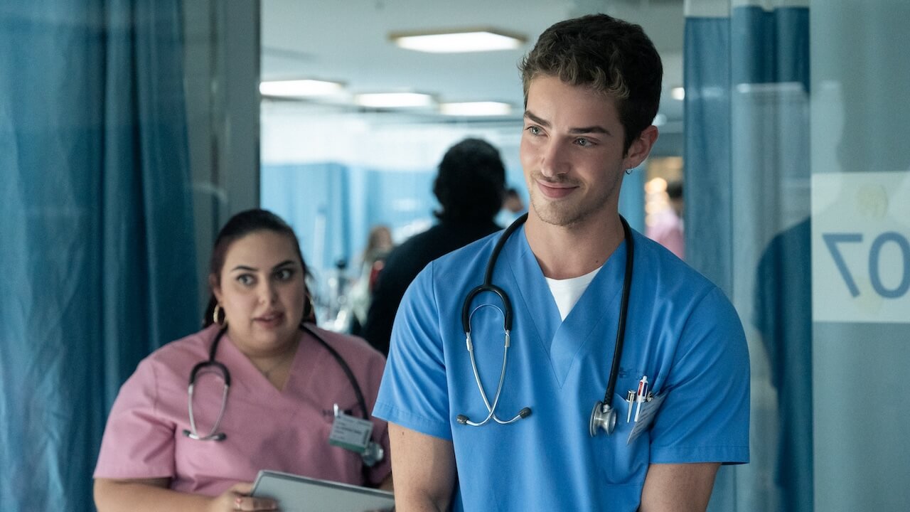 Respira, non solo Manu Rios. Ecco tutti gli attori della nuova serie ideata dal creatore di Elite - respira s1 e1 051023 284 carlaoset - Gay.it