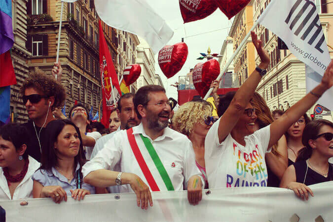 Roma Pride 2025, sabato 14 giugno la Capitale sarà "Fuorilegge" - roma pride 2015 4 1 - Gay.it