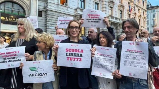 Scuola Libera Tutt3 - Presidio a Milano