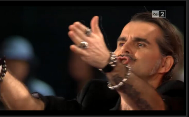 The Voice: trashcronaca delle quarte blind audition - the voice 4 3 - Gay.it