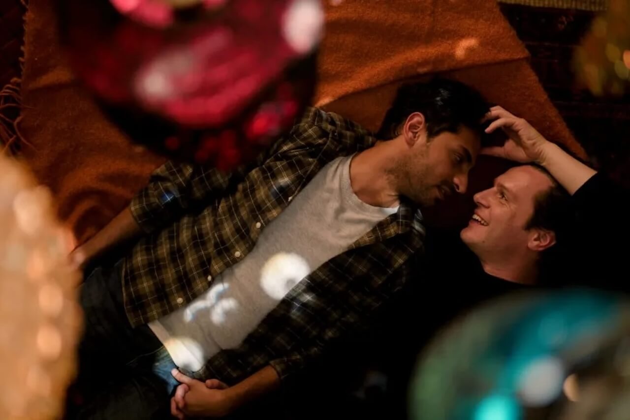 A Nice Indian Boy, la rom-com gay con Karan Soni e Jonathan Groff acclamata dalla critica