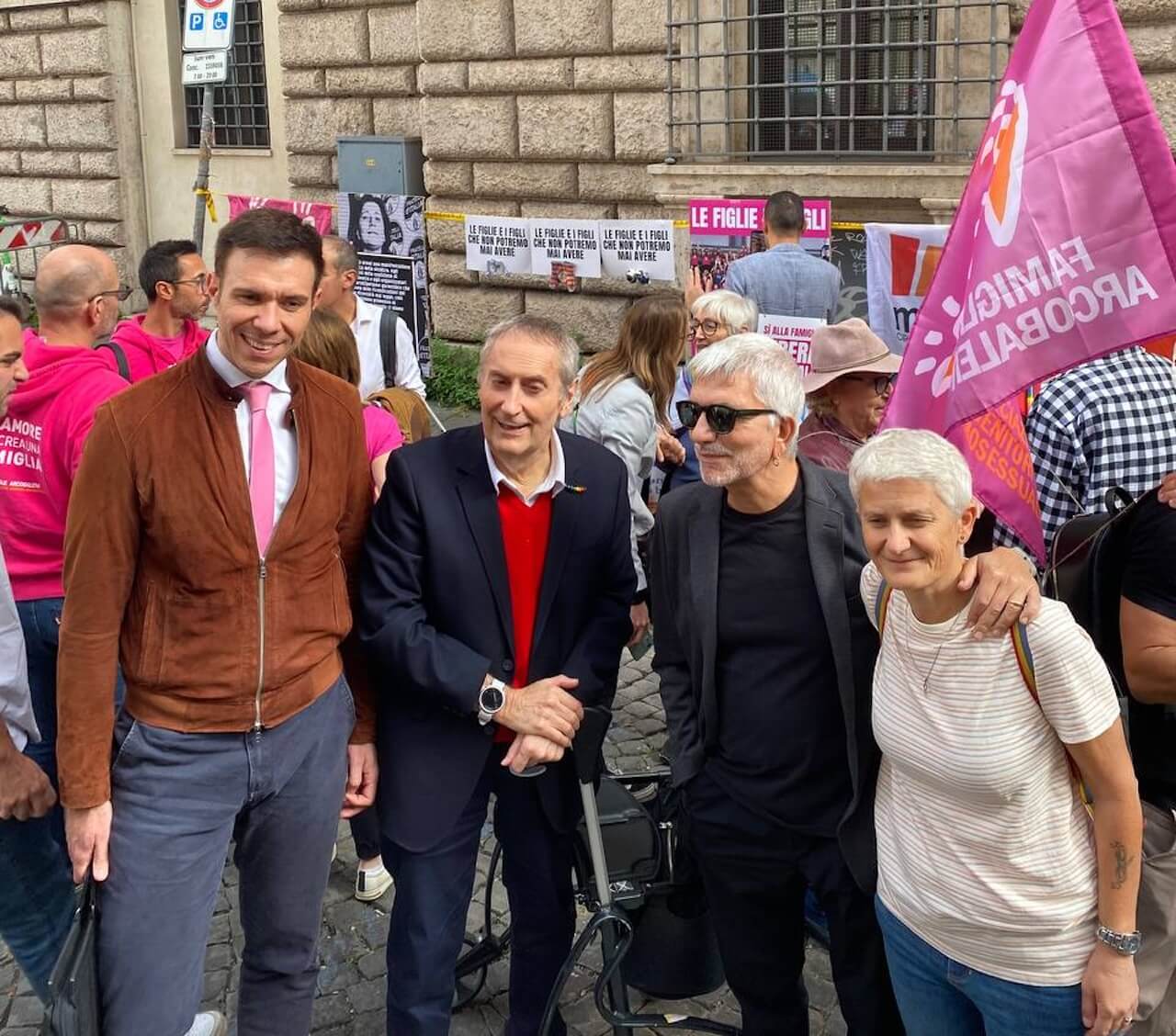 GPA reato universale, in piazza il no al DDL Varchi: "È un'inapplicabile legge di propaganda che alimenta odio" - DDL Varchi 1 - Gay.it