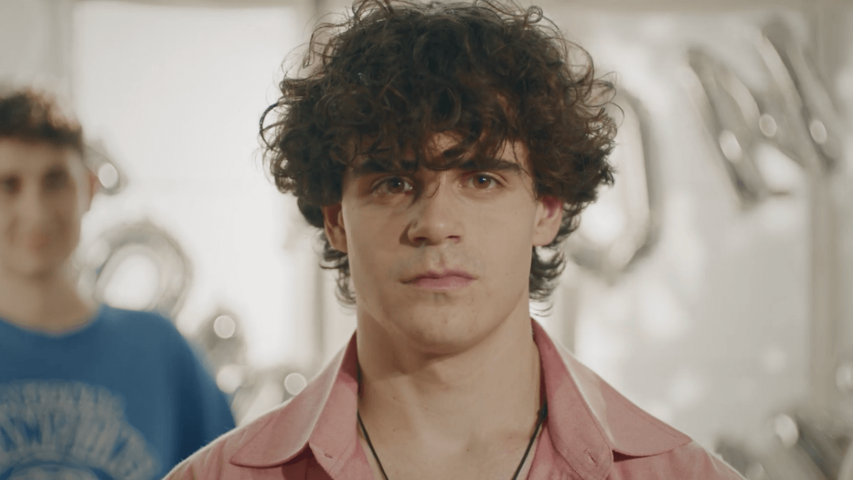 Gay Help Line 800 713 713, il sostegno della Regione Lazio e del presidente di centrodestra Rocca per la nuova campagna (VIDEO)