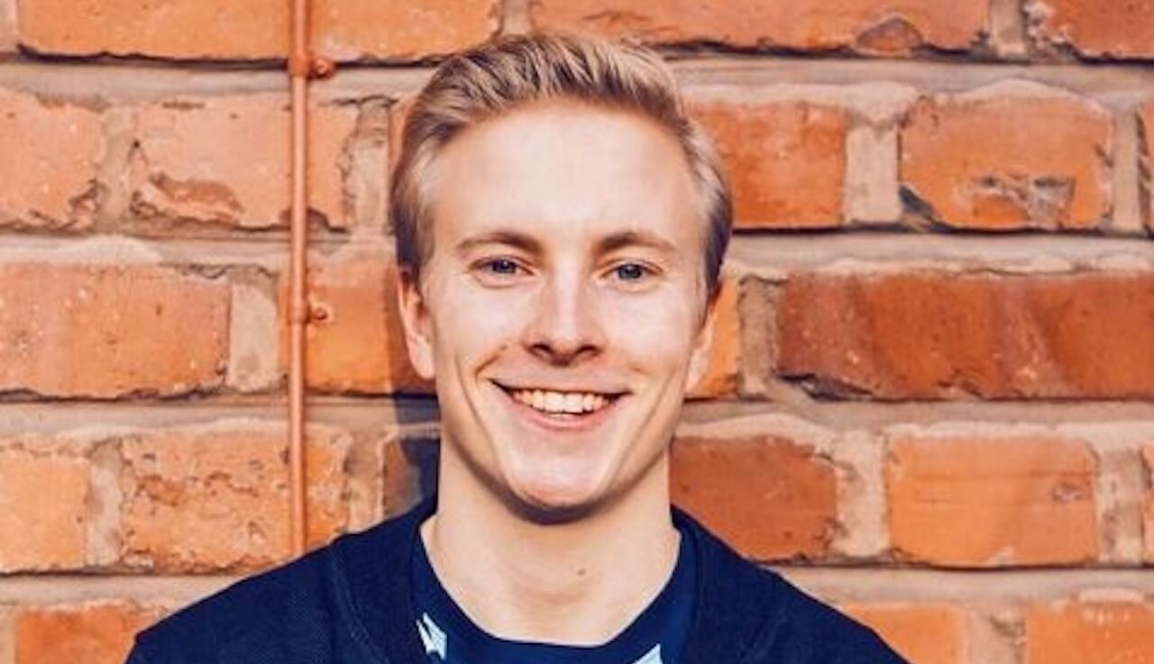 Janne Puhakka, morto l'ex giocatore di hockey che aveva sfidato l'omofobia. L'ex ha confessato l'omicidio - Janne Puhakka 1 - Gay.it