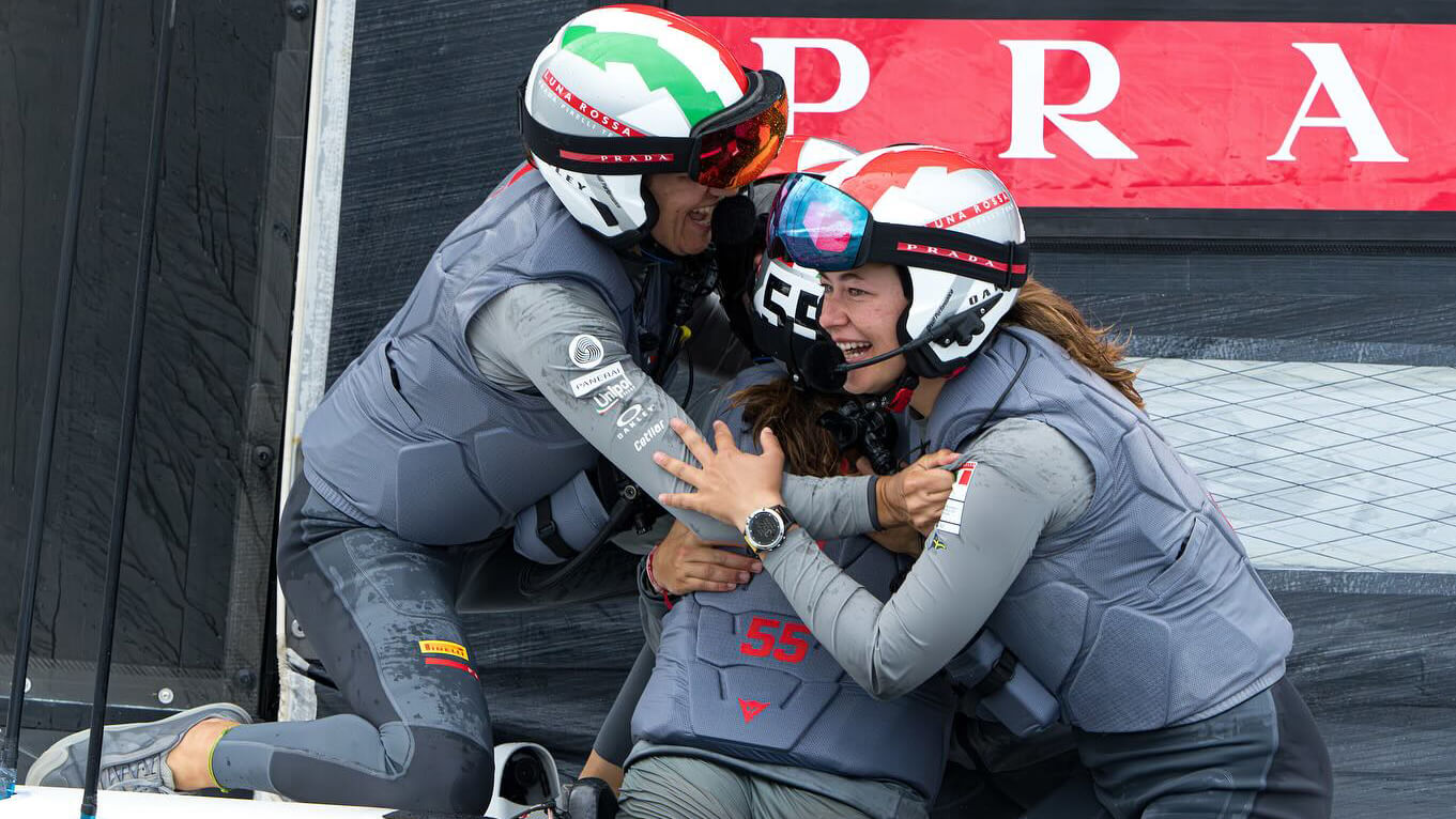 Luna Rossa Women Prada Pirelli Gay.it