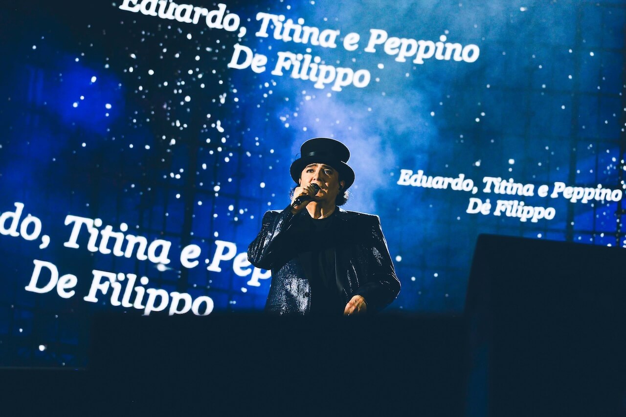 Renato Zero: "Scrivo e dirigo un film". Poi parla di omofobia e dell'attuale governo - NOVE Renato Zero Autoritratto 2 - Gay.it