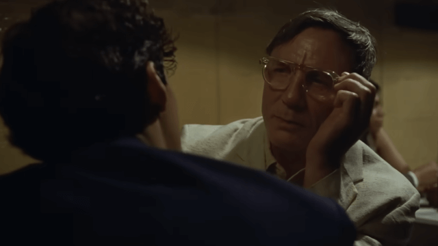 Daniel Craig e il ruolo di un uomo gay tanto complesso in Queer di Guadagnino: "Una sfida bellissima" - Daniel Craig in Queer di Guadagnino - Gay.it
