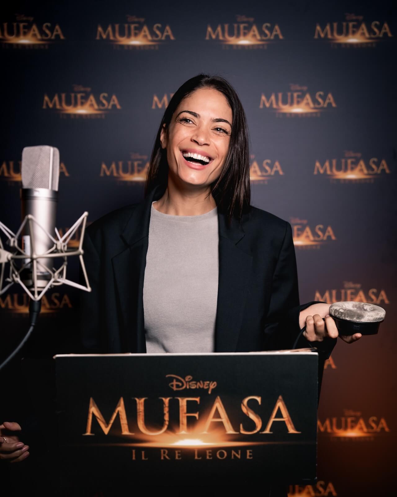 Mufasa: Il Re Leone, Elodie doppiatrice al fianco di Marco Mengoni ed Elisa - Dubbing Mufasa Elodie 011 - Gay.it