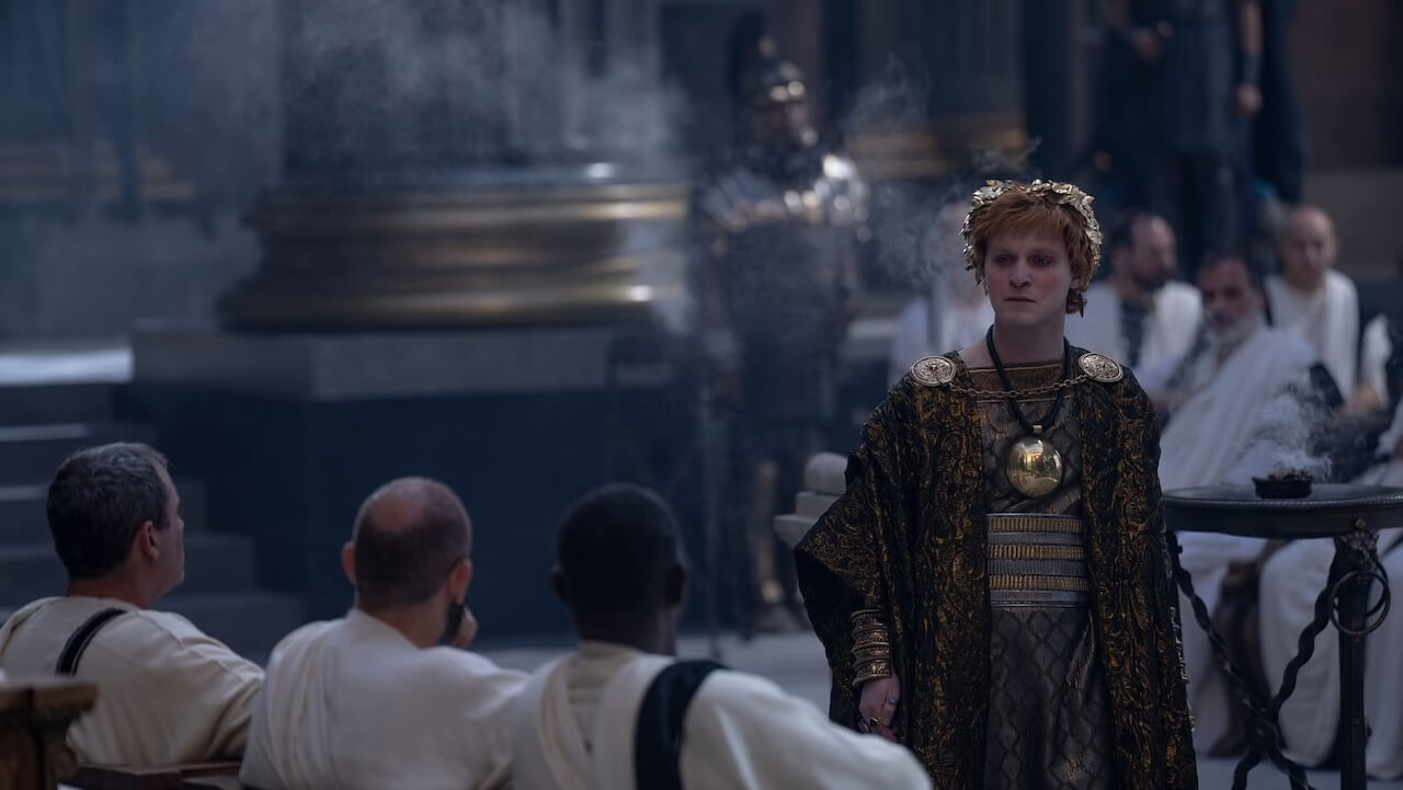Il Gladiatore 2, Denzel Washington confessa: "Ho baciato un uomo nel film, l'hanno tagliato. Sono dei polli" - Fred Hechinger - Gay.it