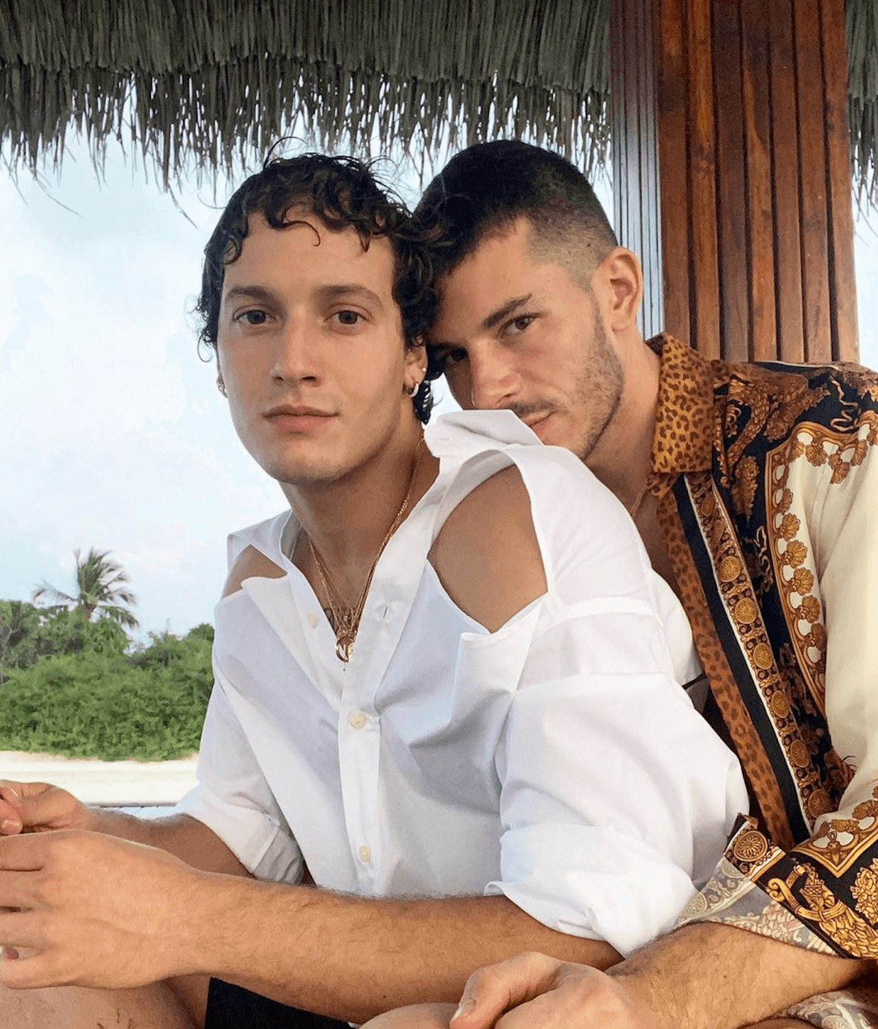 Gabriele Esposito e Andrea Pappalettera si sono sposati: la bellissima promessa nuziale - VIDEO - Gabriele Esposito e Andrea Pappalettera la prima foto social - Gay.it